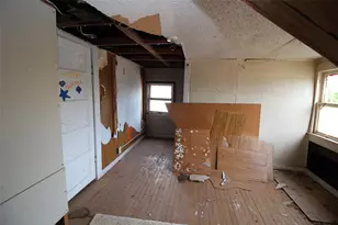 111 S 7th Ave, Munday, TX 76371 - Photo 22