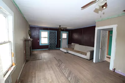 111 S 7th Avenue, Munday, TX 76371 - Photo 12