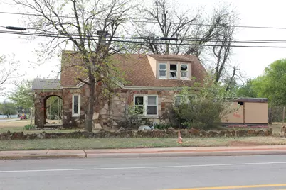 111 S 7th Avenue, Munday, TX 76371 - Photo 1