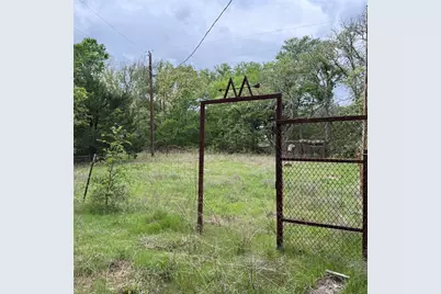 320 Hillside Lane, Valley View, TX 76272 - Photo 26