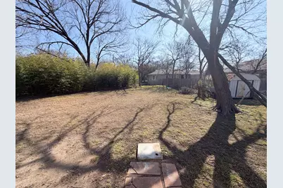 410 N Flat Street, Waxahachie, TX 75165 - Photo 12
