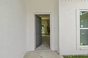 1923 Ramada Dr, Waco, TX 76712 - Photo 4