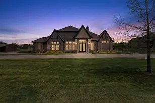 6401 Starlight Ranch Rd, Godley, TX 76044 - Photo 2