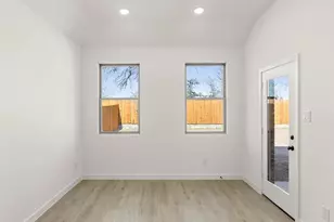 906 Colgate Cir, Princeton, TX 75407 - Photo 18