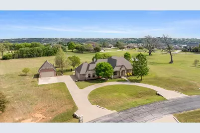 1106 W Iberian Court, Granbury, TX 76048 - Photo 40