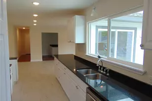 2918 Ashglen Dr, Garland, TX 75043 - Photo 8