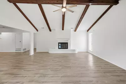 6106 Laredo Court, Granbury, TX 76049 - Photo 10