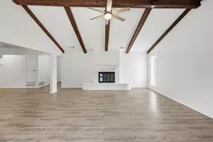 6106 Laredo Ct, Granbury, TX 76049 - Photo 10