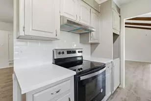 6106 Laredo Ct, Granbury, TX 76049 - Photo 18