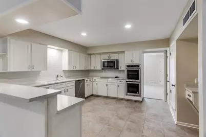 5120 Lovell Avenue, Fort Worth, TX 76107 - Photo 8