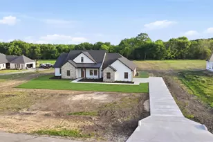1021 Preserve St, Weatherford, TX 76085 - Photo 30