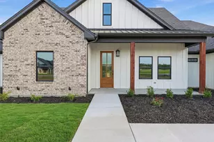 1021 Preserve St, Weatherford, TX 76085 - Photo 2