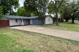 2010 Durham St, Irving, TX 75062 - Photo 1