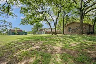 1944 County Rd 401, Alvarado, TX 76009 - Photo 32