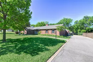 4 Patterson Dr, Greenville, TX 75402 - Photo 32