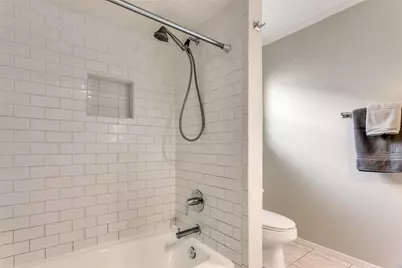 5116 Lovell Avenue, Fort Worth, TX 76107 - Photo 10