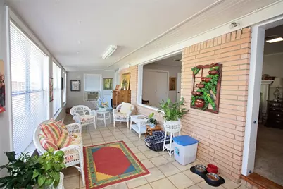 914 Fairview Street, Graham, TX 76450 - Photo 6