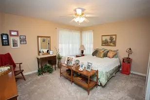 914 Fairview St, Graham, TX 76450 - Photo 10