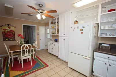 914 Fairview Street, Graham, TX 76450 - Photo 4