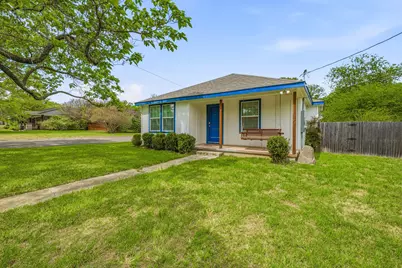 1037 W Frey Street, Stephenville, TX 76401 - Photo 2