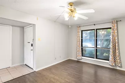 427 Arborview Drive, Garland, TX 75043 - Photo 4