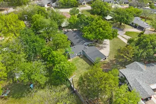 3154 Chamness Ct, Haltom City, TX 76117 - Photo 32