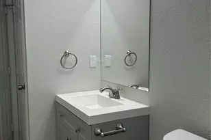 407 N Justin Ave, Dallas, TX 75211 - Photo 10