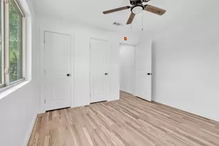 5620 Hiett Ct, Fort Worth, TX 76112 - Photo 10