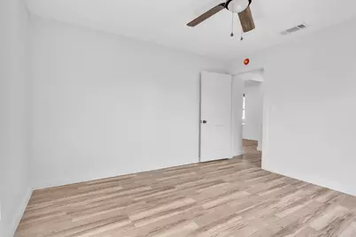 5620 Hiett Court, Fort Worth, TX 76112 - Photo 14