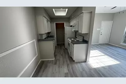 3209 Norwalk Avenue, Dallas, TX 75220 - Photo 4