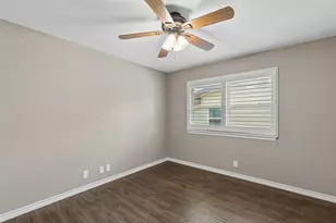 3920 Georgian Dr, Haltom City, TX 76117 - Photo 22