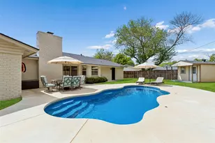 3920 Georgian Dr, Haltom City, TX 76117 - Photo 2