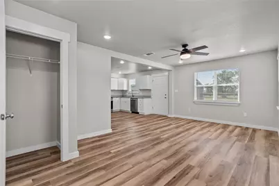 1058 E Reno Road, Reno, TX 76020 - Photo 8