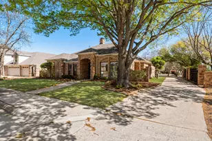 11104 Manorview Cir, Dallas, TX 75228 - Photo 2