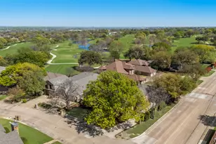 11104 Manorview Cir, Dallas, TX 75228 - Photo 4