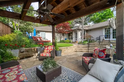 9709 Elmcrest Drive, Dallas, TX 75238 - Photo 10