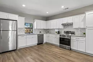 104 W 2nd St, Waxahachie, TX 75165 - Photo 6