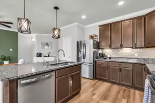 7008 Llano Dr, China Spring, TX 76633 - Photo 8