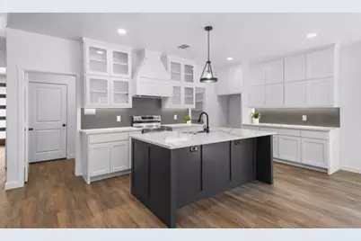 127 Lakeview Drive, Trinidad, TX 75163 - Photo 1