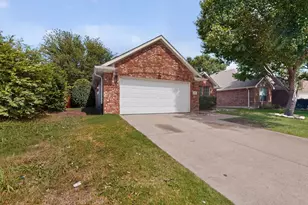 10805 Nantucket Dr, Rowlett, TX 75089 - Photo 1