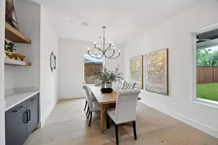 3815 Hawick Ln, Dallas, TX 75220 - Photo 6