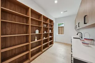 3815 Hawick Ln, Dallas, TX 75220 - Photo 10