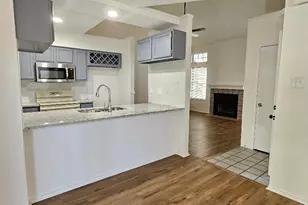 863 Valleybrooke Dr, Arlington, TX 76001 - Photo 4