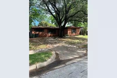 909 Sunnyvale Drive, Arlington, TX 76010 - Photo 14