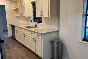 909 Sunnyvale Dr, Arlington, TX 76010 - Photo 4