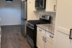 909 Sunnyvale Dr, Arlington, TX 76010 - Photo 6