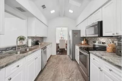 527 Goodwin Drive, Richardson, TX 75081 - Photo 12