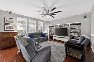 2679 Lake Ridge Dr, Little Elm, TX 75068 - Photo 10