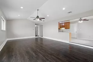 2925 Portales Dr, Fort Worth, TX 76116 - Photo 8