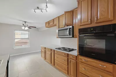 2925 Portales Drive, Fort Worth, TX 76116 - Photo 12